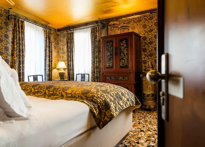 卡玛丽亚阿黛尔旅馆 4*